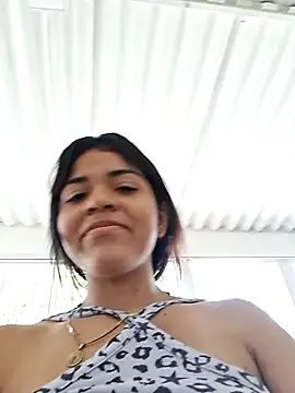 Skinny_Wet live sex cam