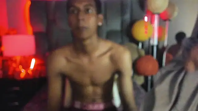 AronAndSacha live sex cam