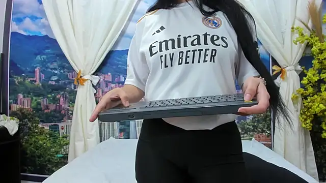 Sarahwalkerr live sex cam