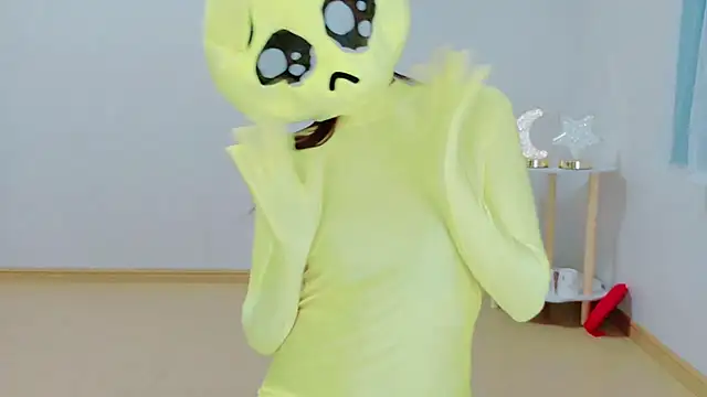 TSUKI_circle's cam snapshot