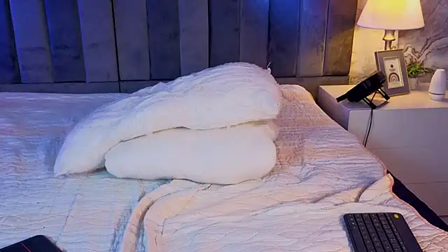 Aliyah_Rielle's cam snapshot