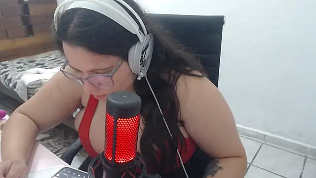 isanhaiaka's cam snapshot