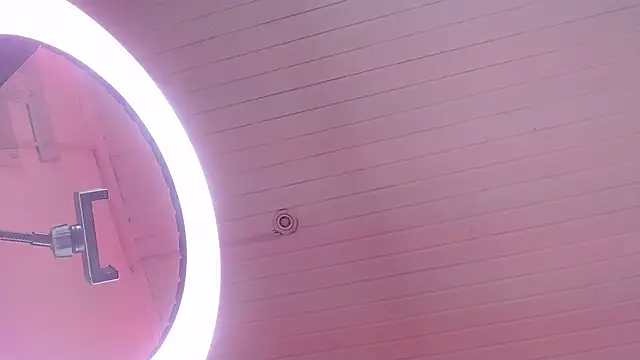 SiennaWilde_'s cam snapshot