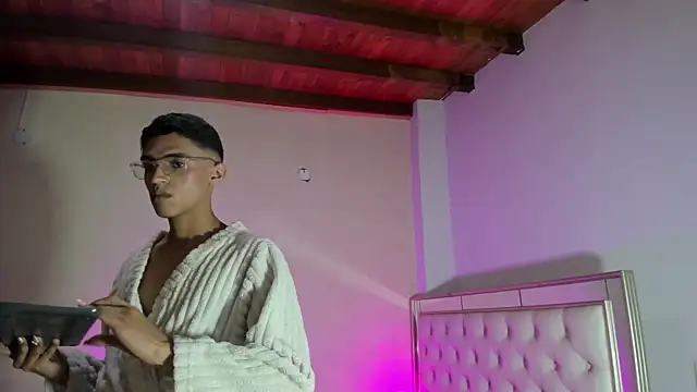 BILLY_JAMEES's cam snapshot