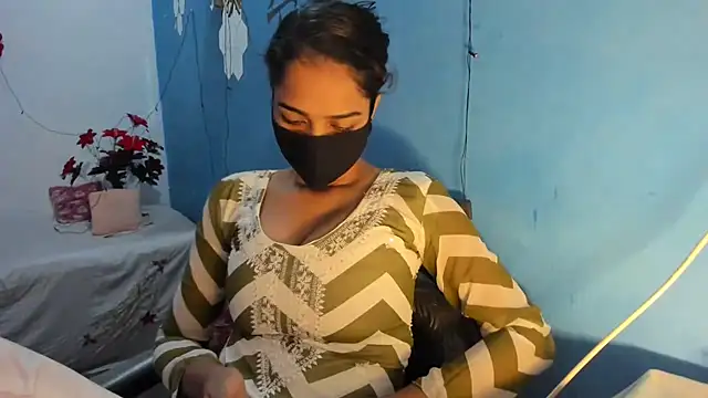 aarjulove's cam snapshot