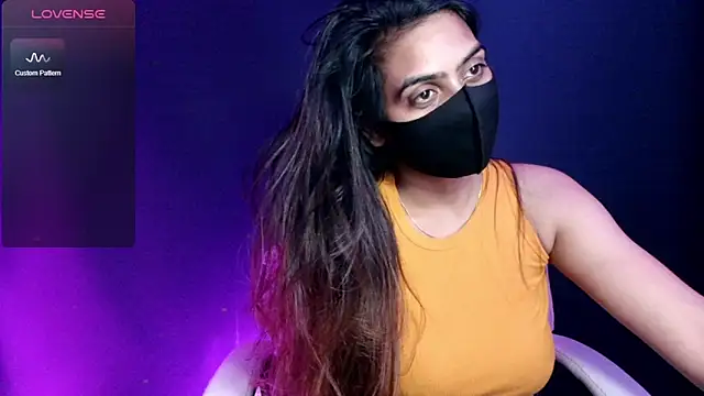 DesiZoya's cam snapshot