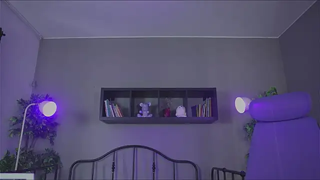 Sabrina_bloom's web cam