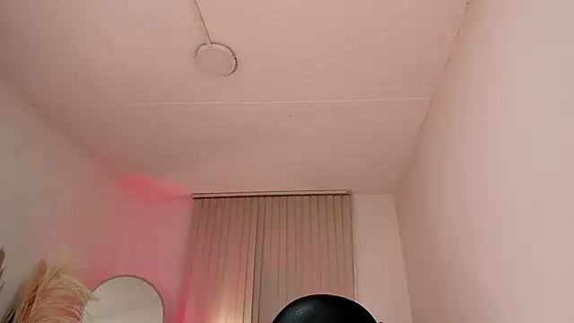 darling_spoiled's cam snapshot