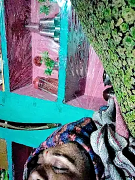 Pooja750's cam snapshot