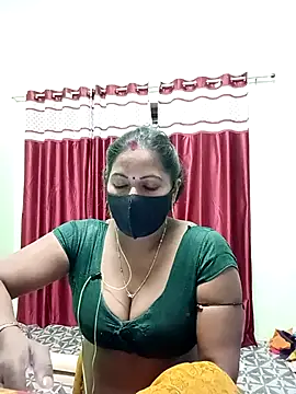 School_medam's cam snapshot