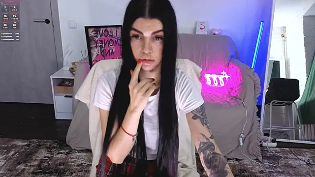 Tiffany_lab's cam snapshot