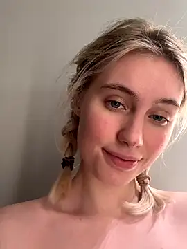 HoneyRay's cam snapshot