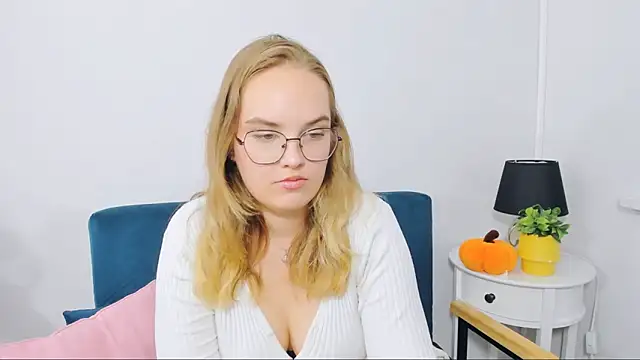 AliceCrazy69's cam snapshot