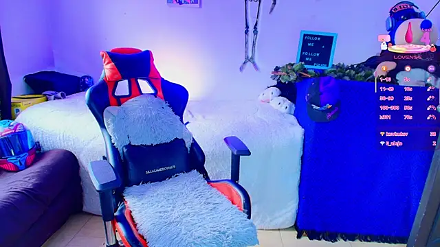 twink_sebas_'s cam snapshot