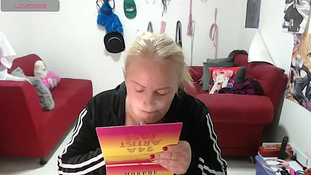 emperabigbootybigass's cam snapshot