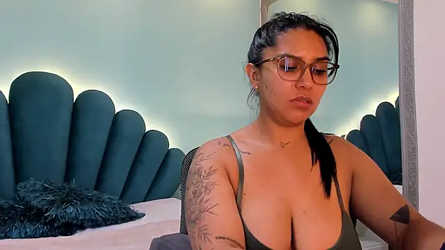 sharlott18's cam snapshot