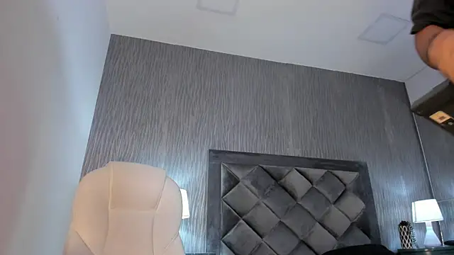 dylan_cross_'s cam snapshot