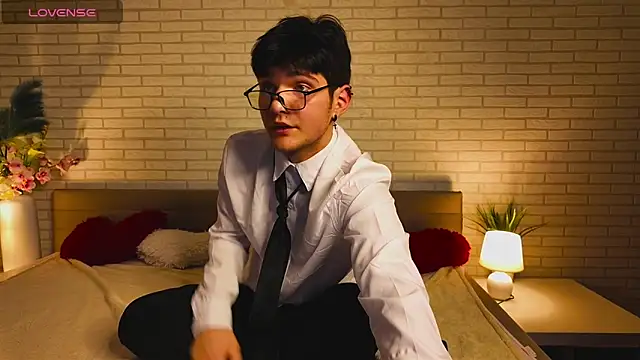 LiamRivers's cam snapshot