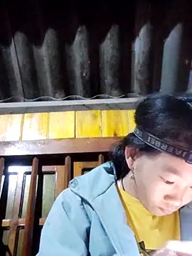 gio-thu's cam snapshot