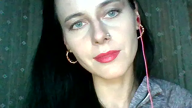 LuminousLady live sex cam