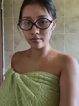 Amadora_rose's web cam