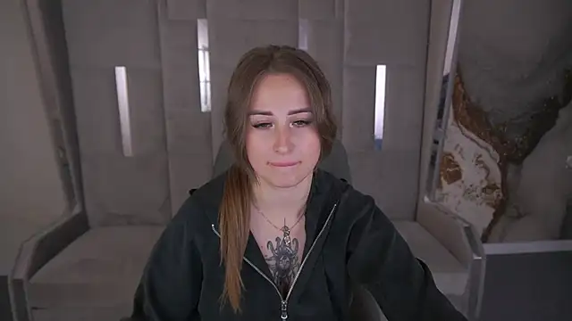 GentleAdellee live sex cam