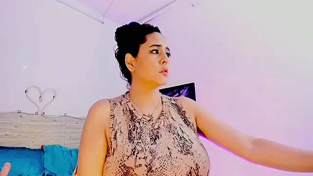 lilahSweet's cam snapshot