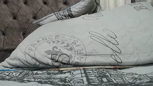 ANA-BULLOCK-'s cam snapshot