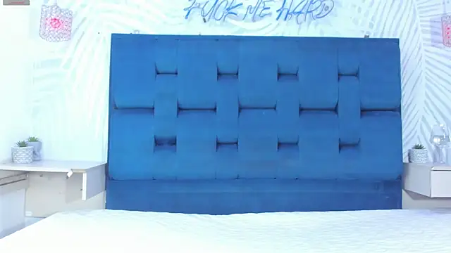 Dual-Desire live sex cam