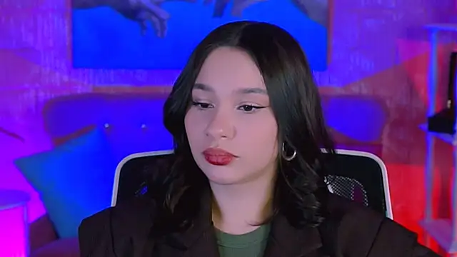 KimClarks_'s cam snapshot