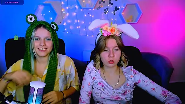 gloria_bubble's cam snapshot