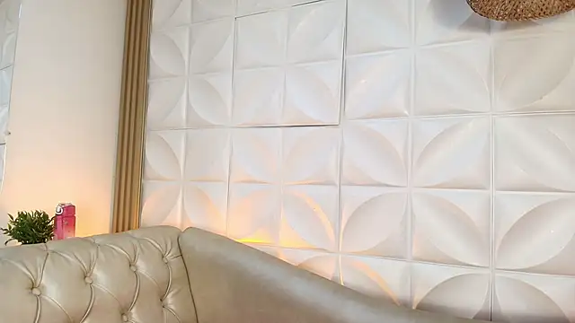 Lily_rousee_'s cam snapshot