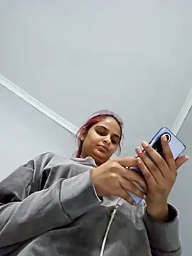 DirtySnowball69's cam snapshot