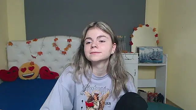 TinaRedly live sex cam