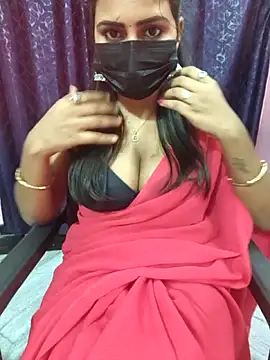 Hotty_Navyaaa's cam snapshot