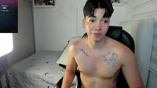 santy7v7 live sex cam