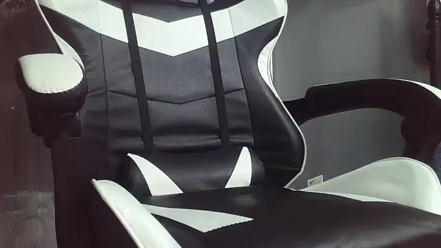 Stripholyday live sex cam