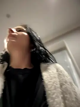 bigJuicyPussy live sex cam