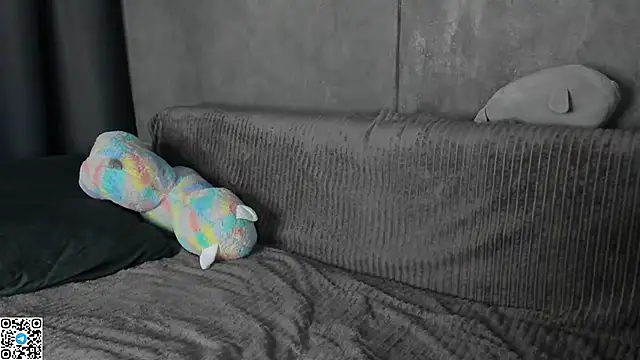 teasememore's cam snapshot