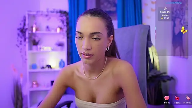 Alexis_Love_'s cam snapshot