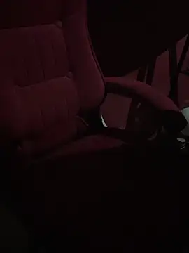 GLaM_GoDdEsS_143 live sex cam