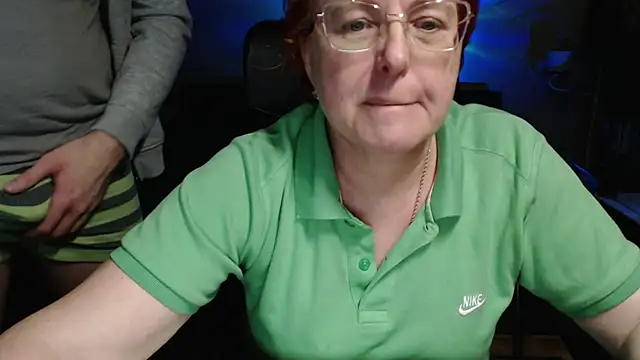 JoannaAndNeighbour live sex cam