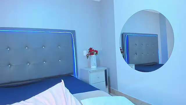 naomygomez1's cam snapshot