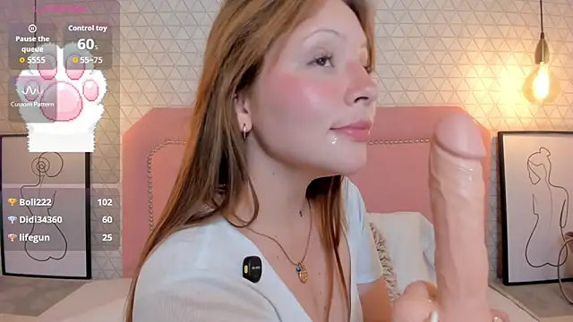 Kittytimberlake's cam snapshot