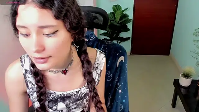 Krysten_Riter's cam snapshot