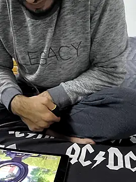 yazinyazin1 live sex cam