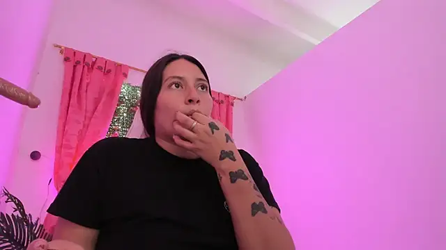 RubiDesire's cam snapshot