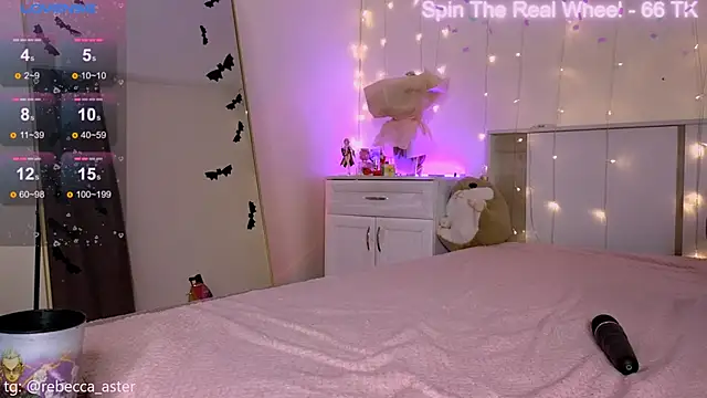 RebeccaAster's cam snapshot