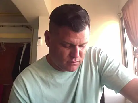 zeusmasterhorny live sex cam