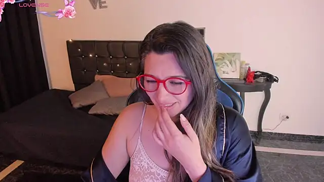 Hanna_MA's cam snapshot